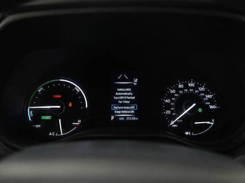 2024 Toyota Sienna LE 8-Passenger