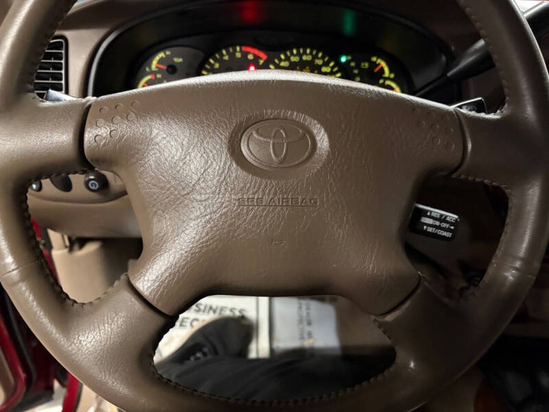 2002 Toyota Sequoia SR5