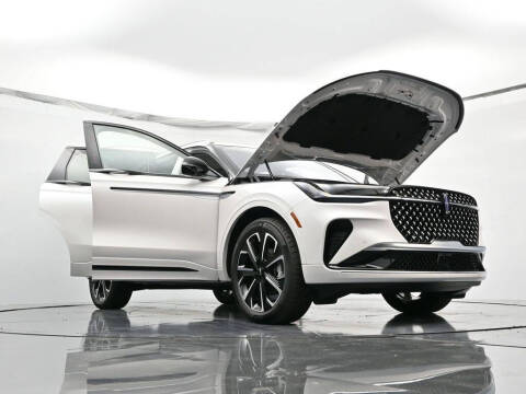 2025 Lincoln Nautilus Hybrid Reserve