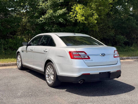 2014 Ford Taurus Limited