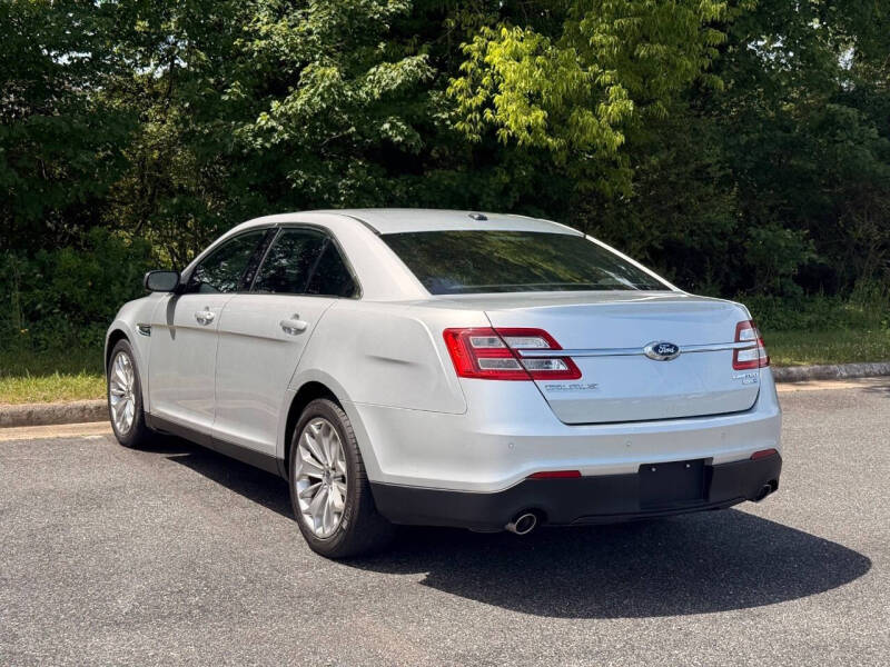 2014 Ford Taurus Limited