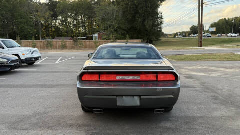 2012 Dodge Challenger R/T Plus