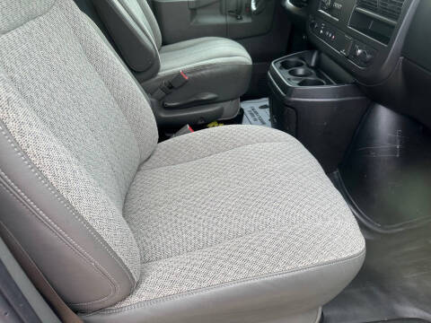 2018 Chevrolet Express 2500