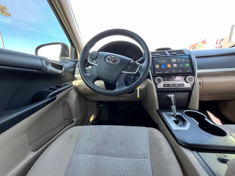 2012 Toyota Camry LE