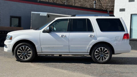 2016 Lincoln Navigator Select