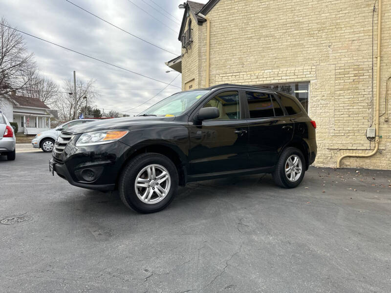 2012 Hyundai Santa Fe for sale at Strong Automotive in Watertown WI