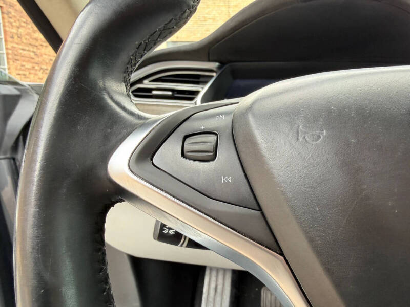 2016 Tesla Model S
