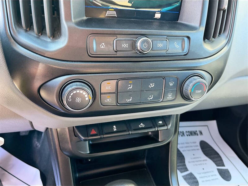 2022 GMC Canyon Elevation Standard