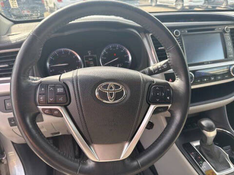 2014 Toyota Highlander Limited Platinum