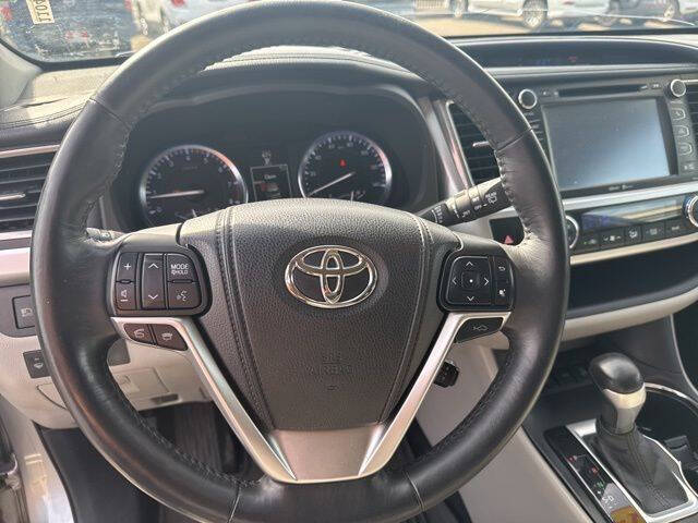 2014 Toyota Highlander Limited Platinum