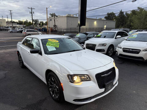 2018 Chrysler 300 Touring L
