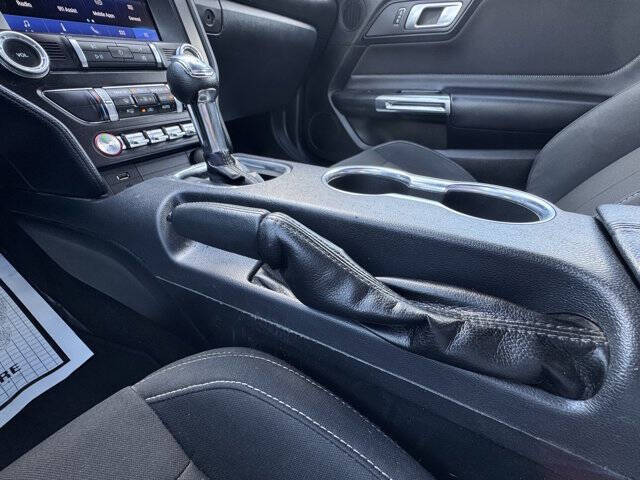 2022 Ford Mustang EcoBoost