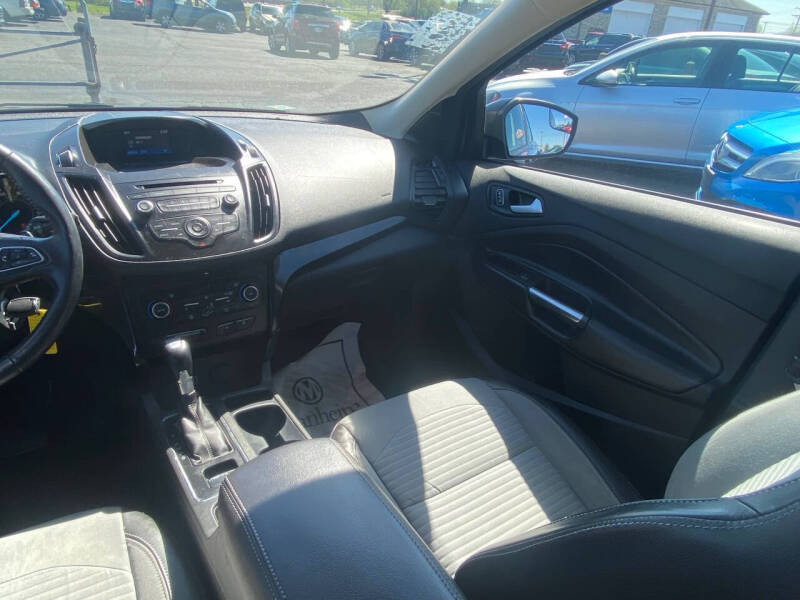 2018 Ford Escape SE
