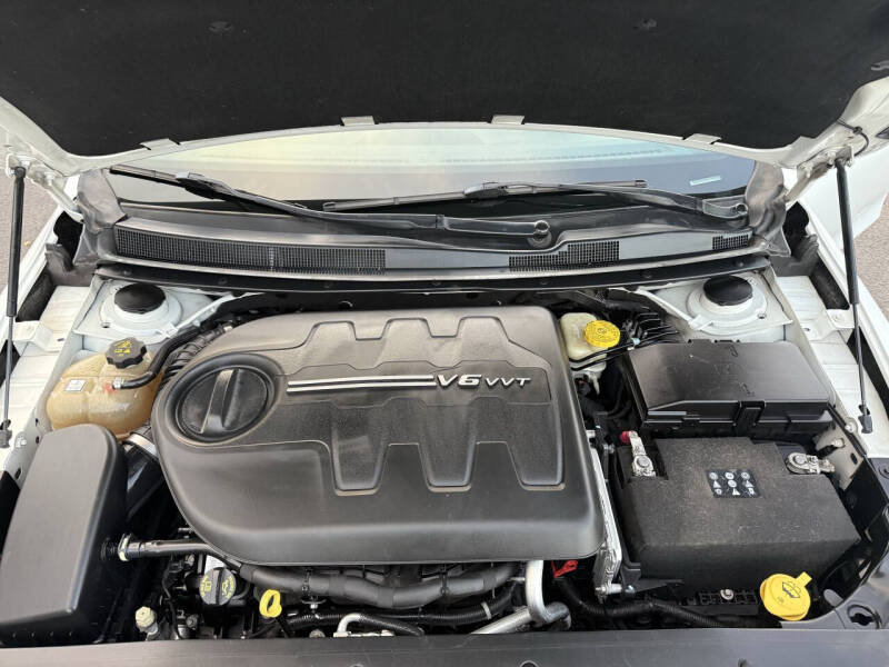 2016 Chrysler 200 C Platinum