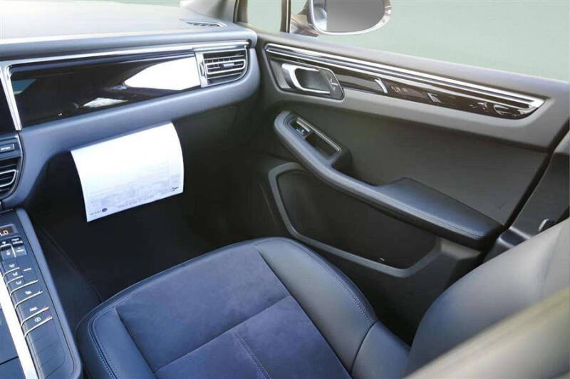 2021 Porsche Macan S