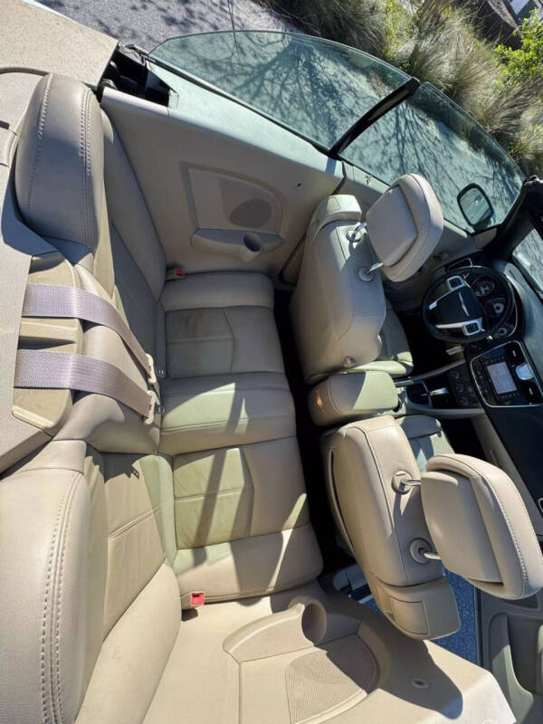 2011 Chrysler 200 Limited