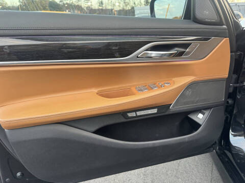 2016 BMW 7 Series 750i