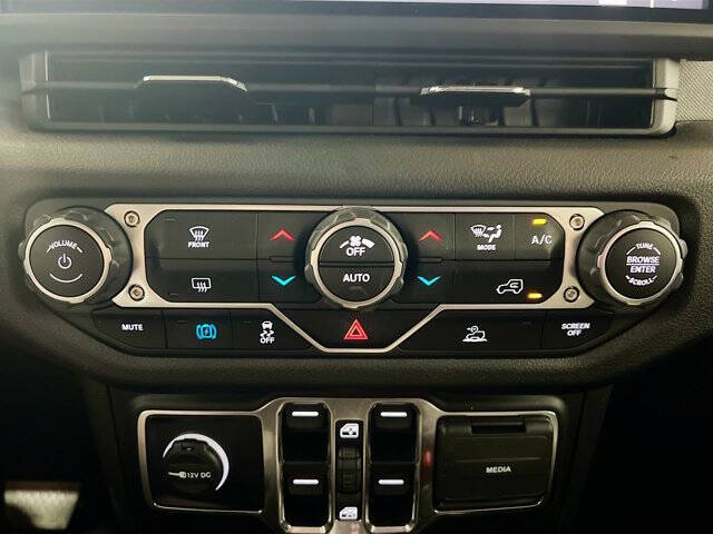 2024 Jeep Wrangler Willys 4xe