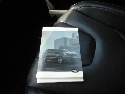 2021 Ford Edge Titanium