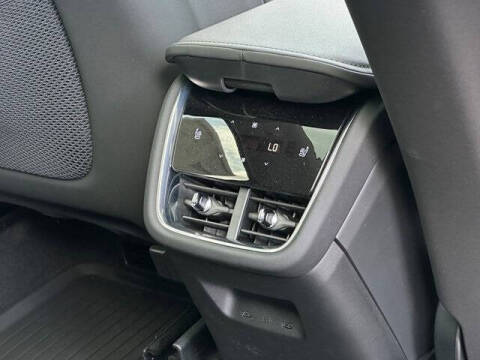 2025 Volvo EX90 Twin Plus 7P