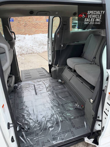 2015 Toyota Sienna L 7-Passenger