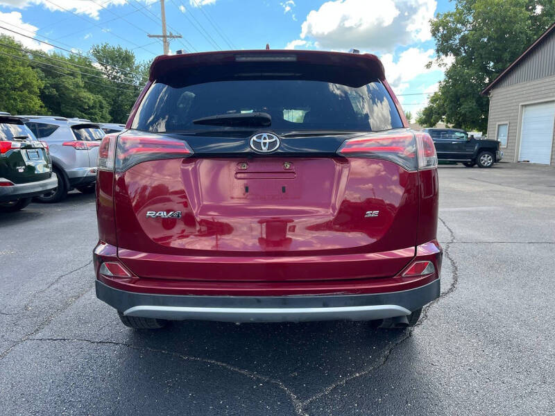 2018 Toyota RAV4 SE