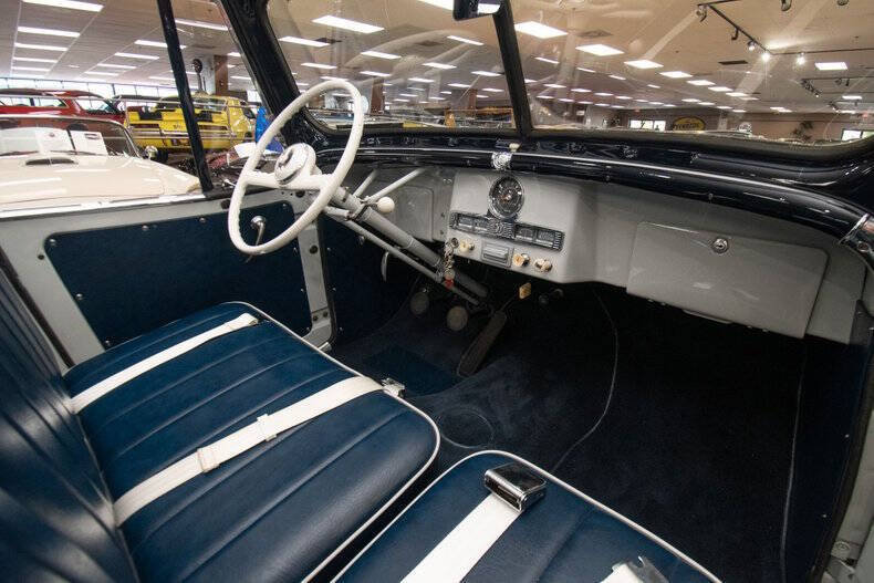 1950 Willys Jeepster