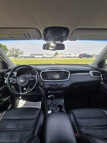 2017 Kia Sorento LX