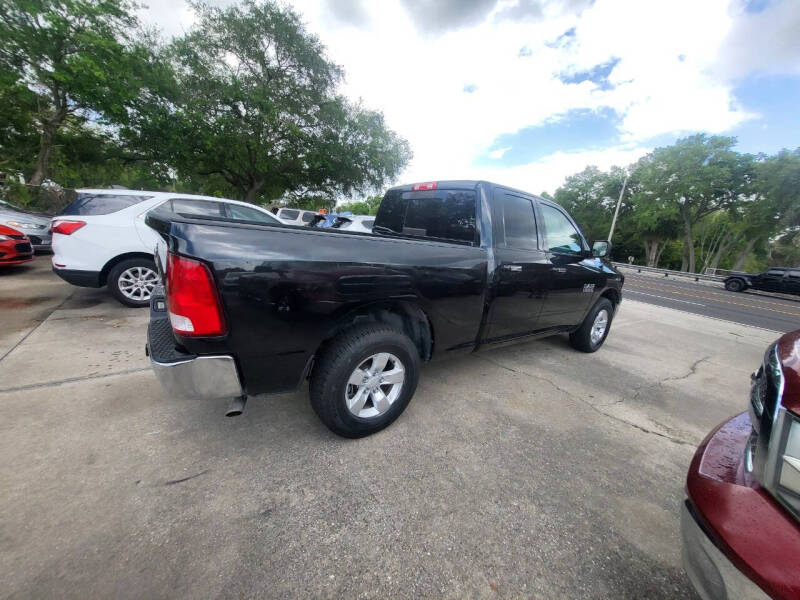 2017 RAM 1500 SLT