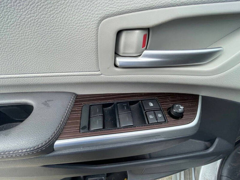 2023 Toyota Sienna