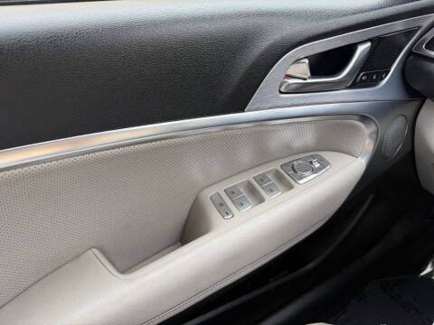 2019 Genesis G70