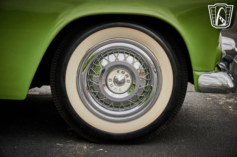 1956 Ford Thunderbird