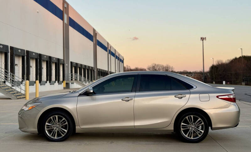 2017 Toyota Camry SE