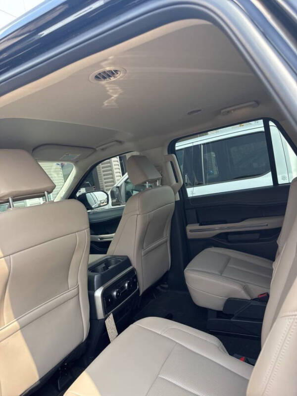 2024 Ford Expedition XLT