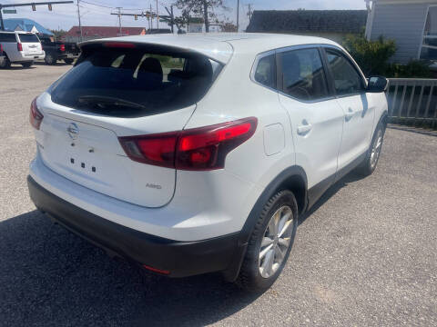 2018 Nissan Rogue Sport SV