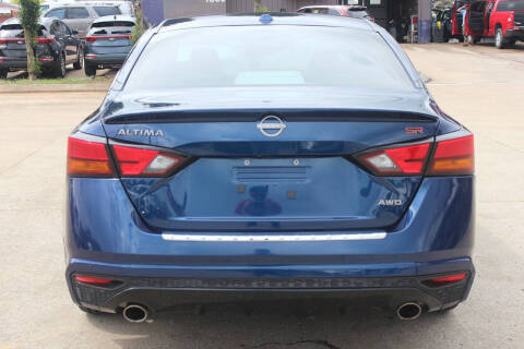 2023 Nissan Altima 2.5 SR