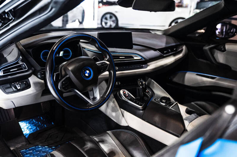 2019 BMW i8