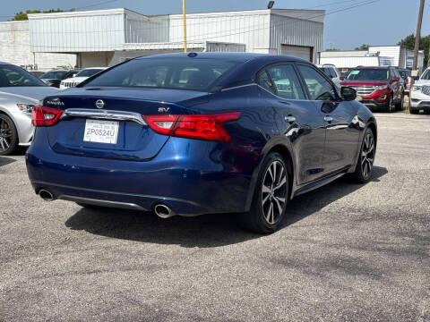 2017 Nissan Maxima