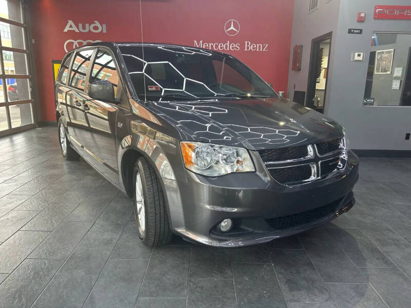 2019 Dodge Grand Caravan SE 35th Anniversary Edition