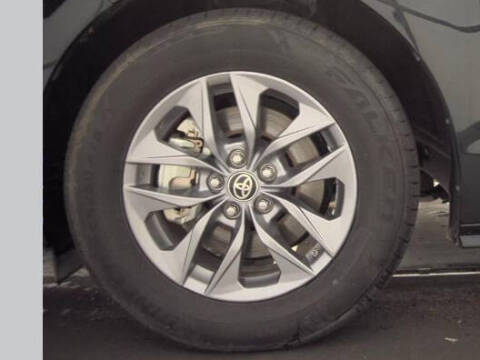 2024 Toyota Sienna XLE 7-Passenger