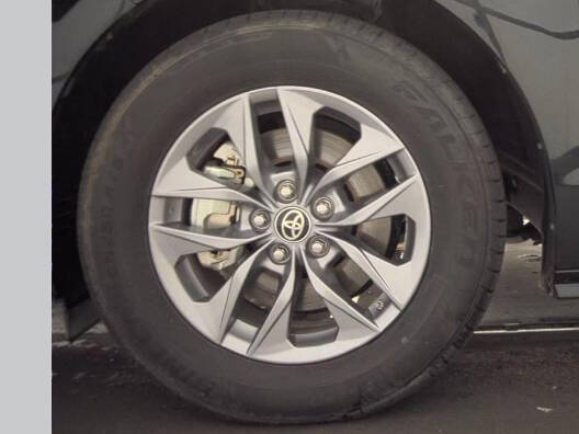 2024 Toyota Sienna XLE 7-Passenger