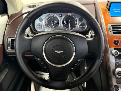 2010 Aston Martin DB9 Volante