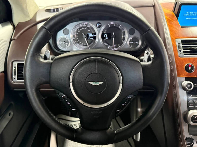 2010 Aston Martin DB9 Volante