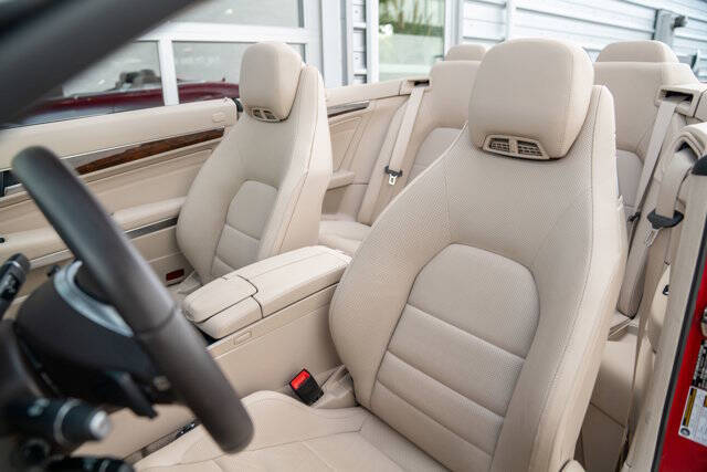2016 Mercedes-Benz E-Class 12