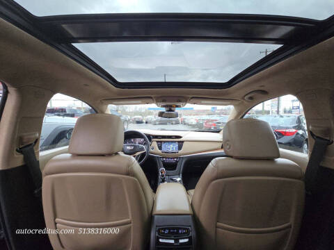 2018 Cadillac XT5 Platinum