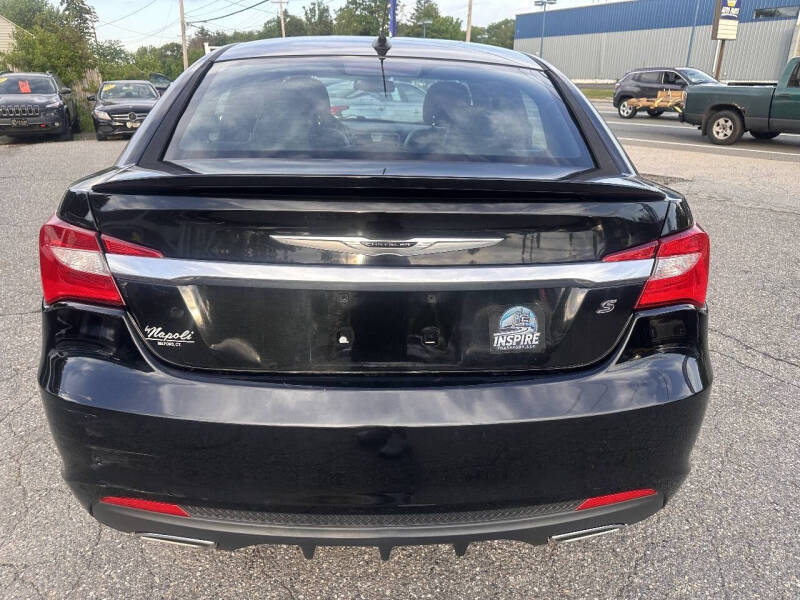 2014 Chrysler 200 Limited