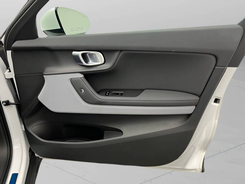 2022 Polestar 2 Long Range Dual Motor