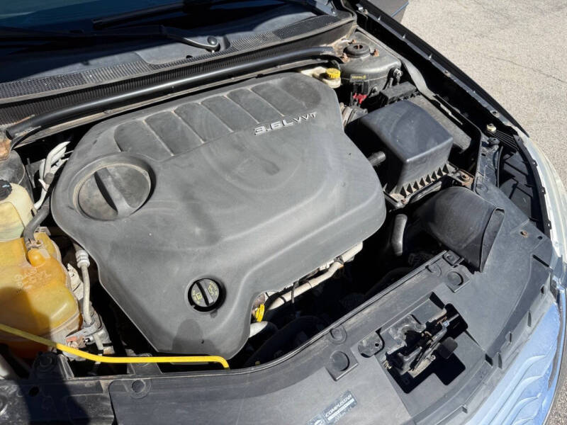 2012 Chrysler 200 Touring