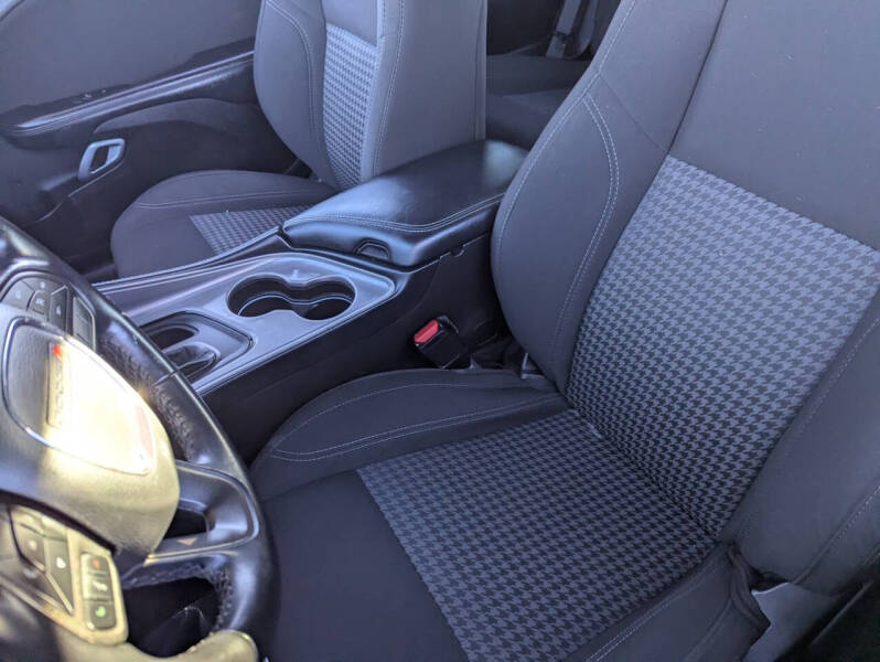 2023 Dodge Challenger SXT