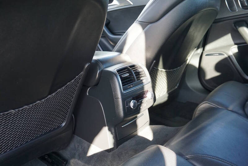 2013 Audi S6 4.0T quattro Prestige